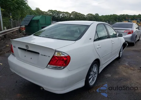 2006 Toyota Camry Le z USA, uszkodzony, nr VIN 4T1BE32K66U642231